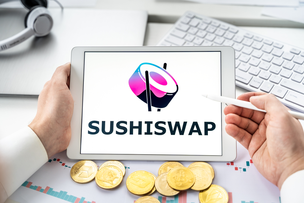 investor na tabletu hledá sushiswap
