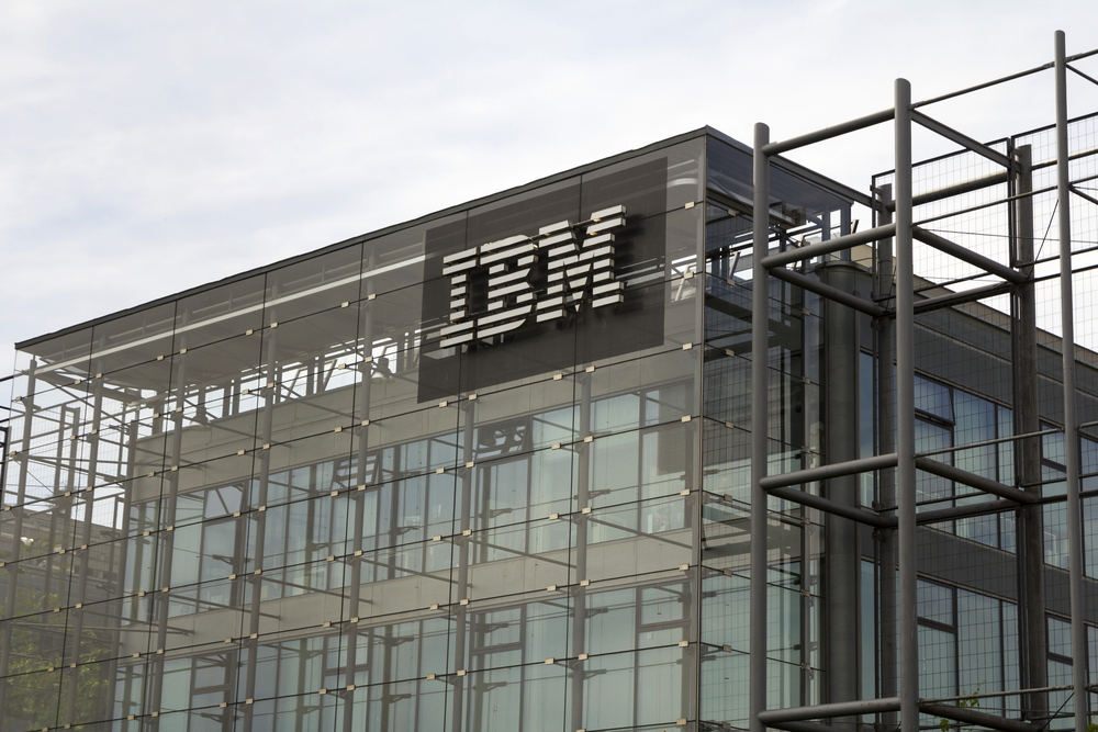 budova s logem ibm