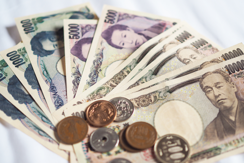 Japonské bankovky a mince